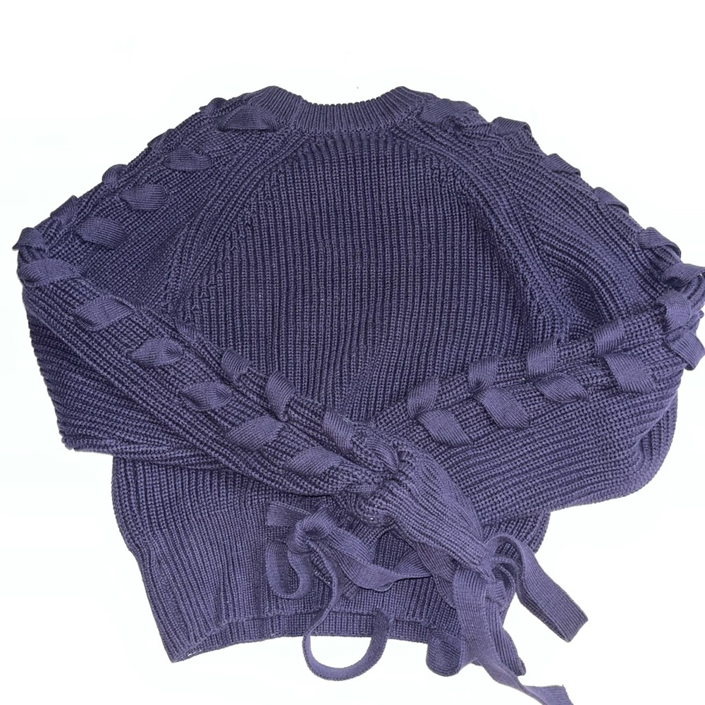 NWT NORDSTROM BLUE CABLE KNIT SWEATER KNOT SLEEVE DETAIL.